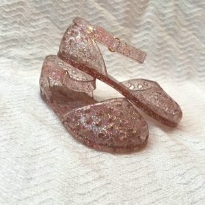 Old Navy pink glitter 18-24 month jelly shoes